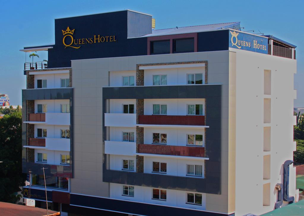 Queens Hotel Angeles City מראה חיצוני תמונה