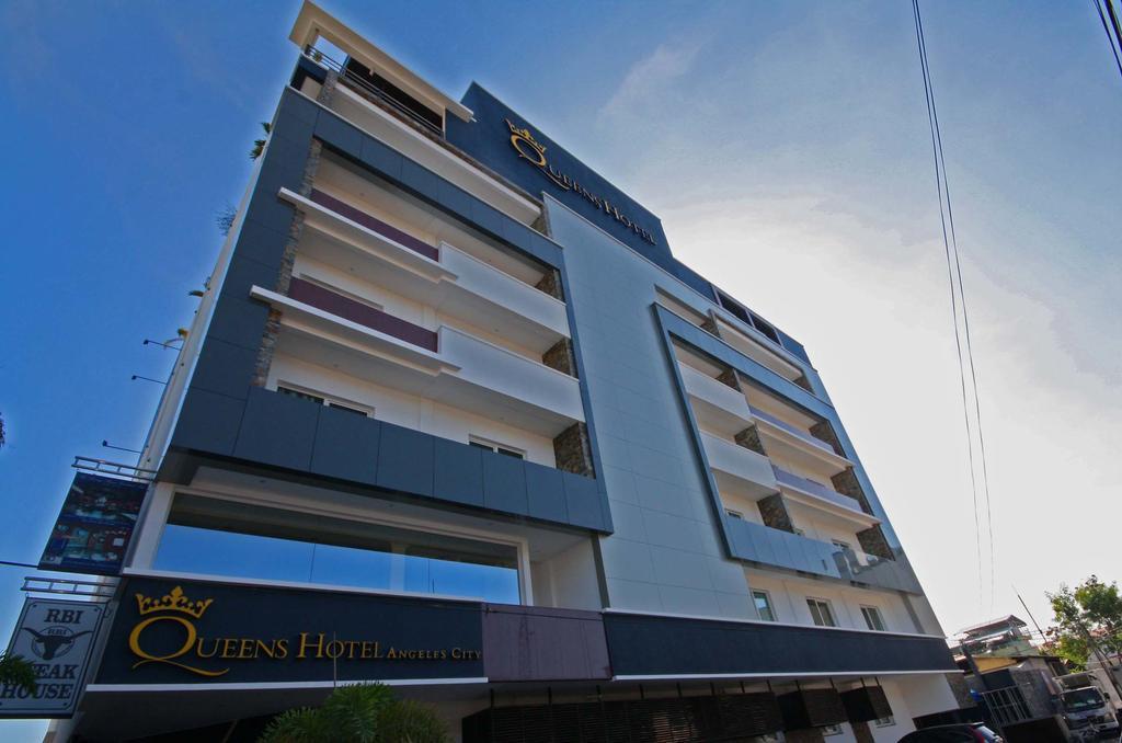 Queens Hotel Angeles City מראה חיצוני תמונה