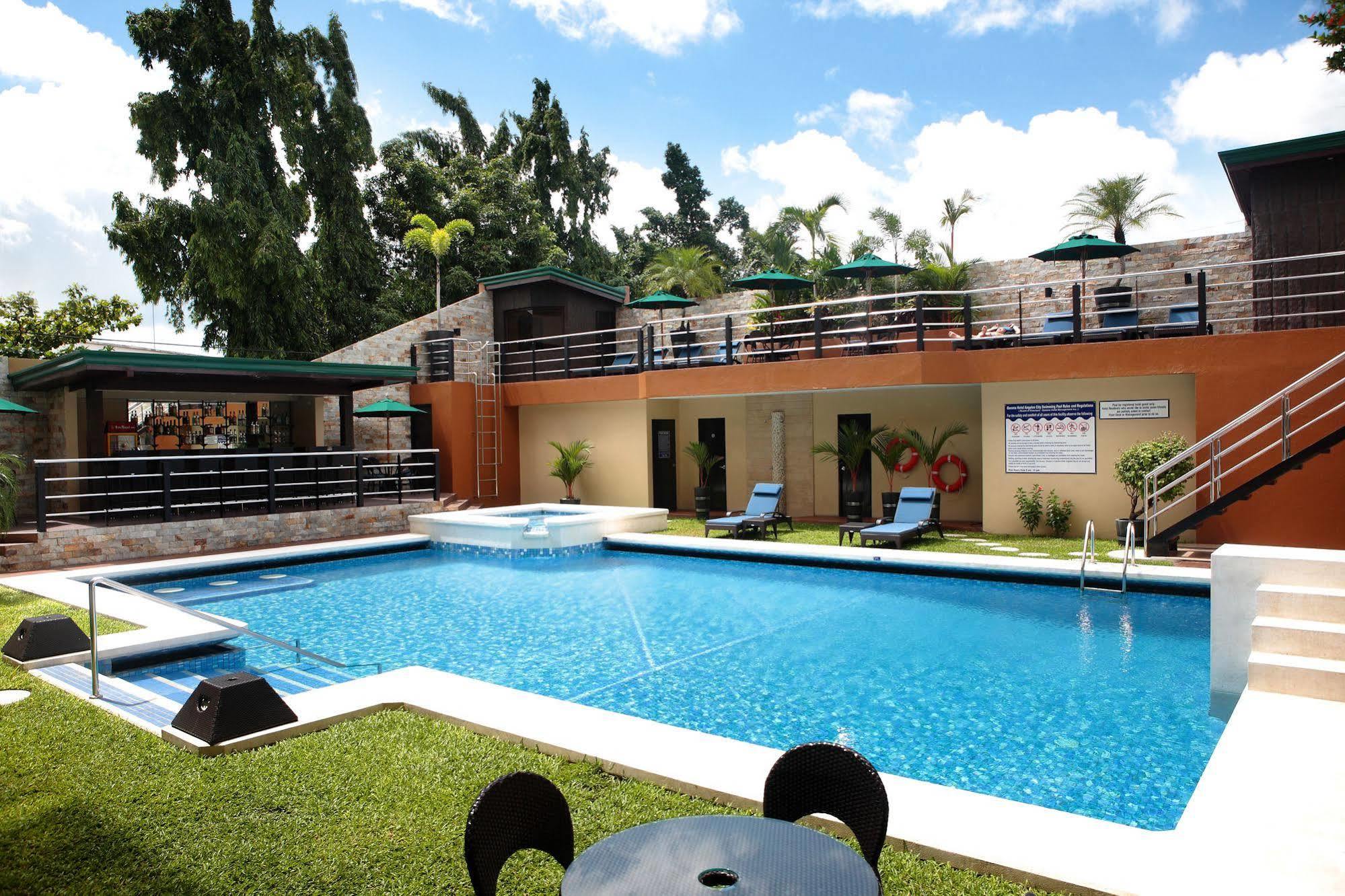 Queens Hotel Angeles City מראה חיצוני תמונה