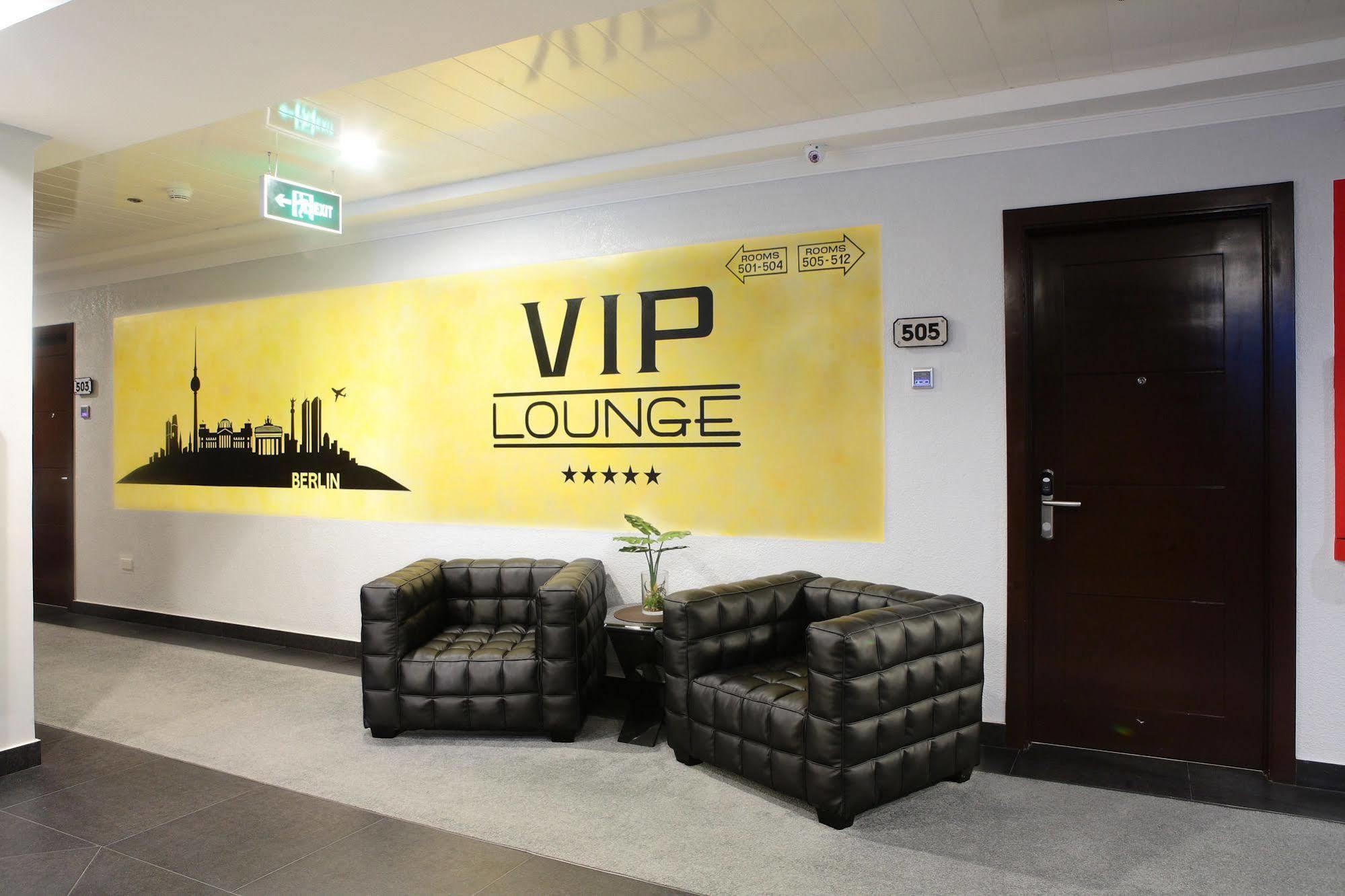 Queens Hotel Angeles City מראה חיצוני תמונה